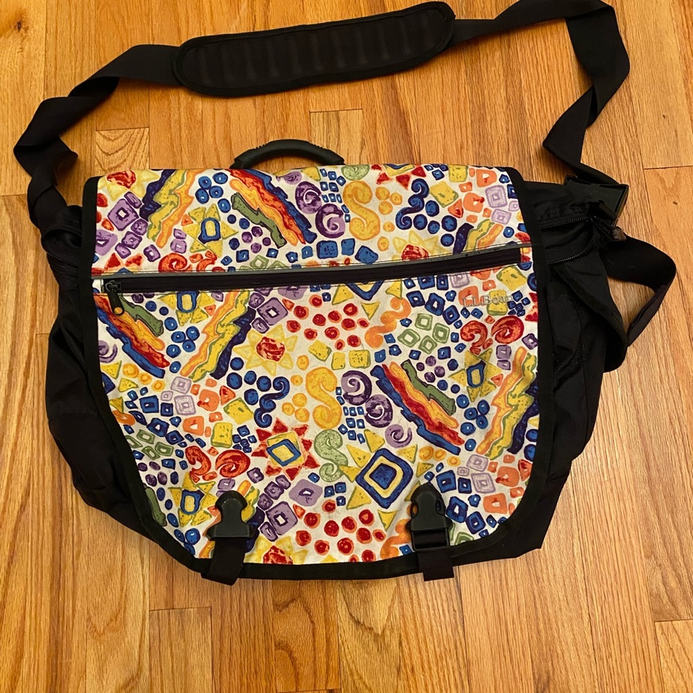 L.L. Bean Messenger/Laptop